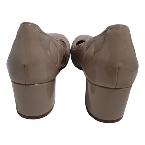 Vionic Ruby Quilted Leather Block-Heel Pumps Beige 9.5 Neutral Capsule Wardrobe - Picture 5 of 9